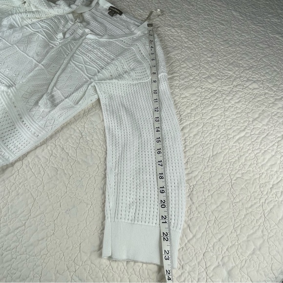 🔥Tommy Bahama White Sweater Open Knit Pullover V-neck Size L - Picture 11 of 11